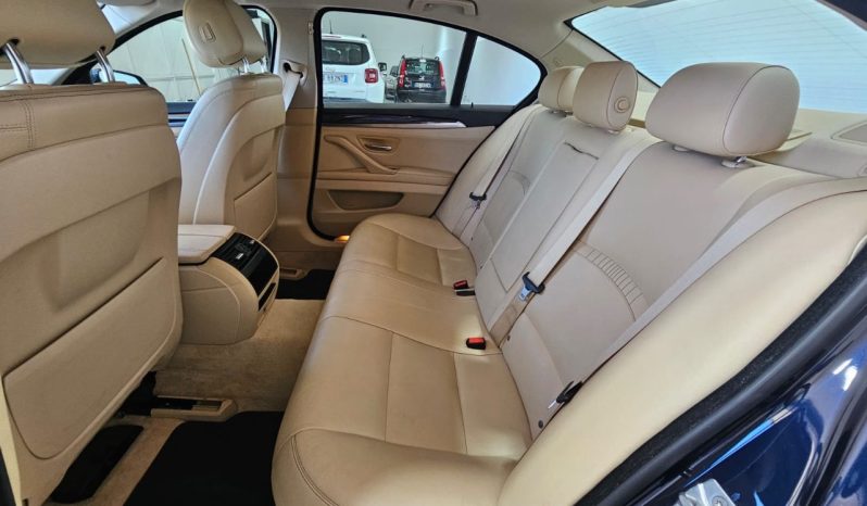 BMW 520 pieno