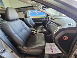 Nissan Qashqai pieno