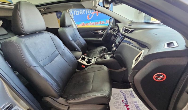 Nissan Qashqai pieno