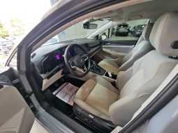 Volkswagen Golf pieno