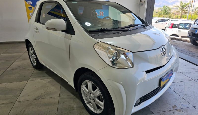 Toyota iQ pieno