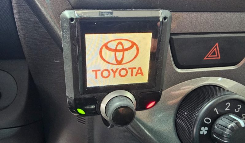 Toyota iQ pieno