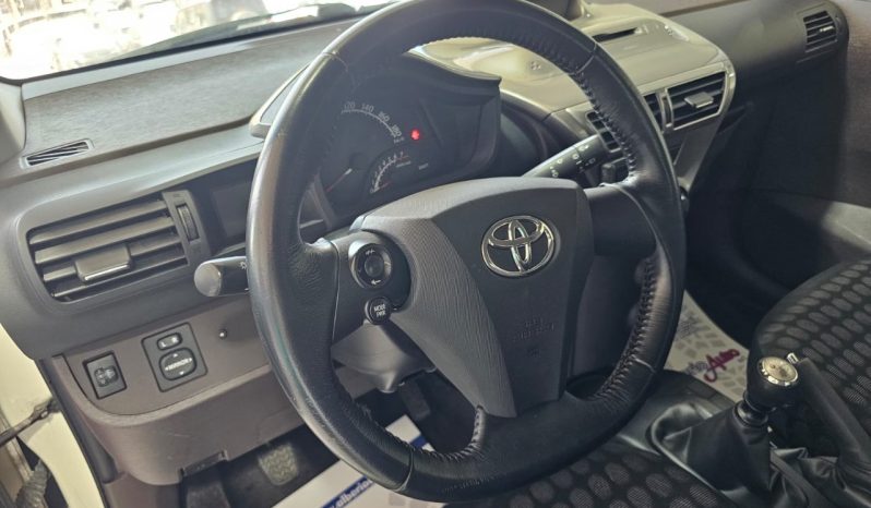 Toyota iQ pieno