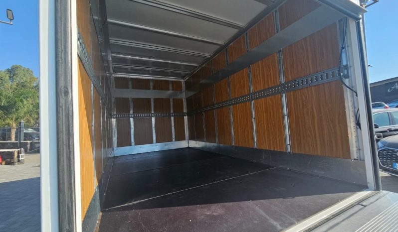 Renault Master pieno