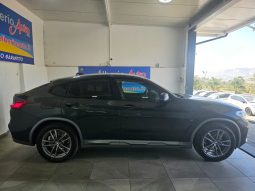 BMW X4 pieno