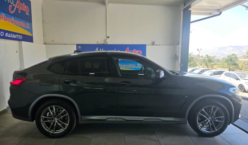 BMW X4 pieno