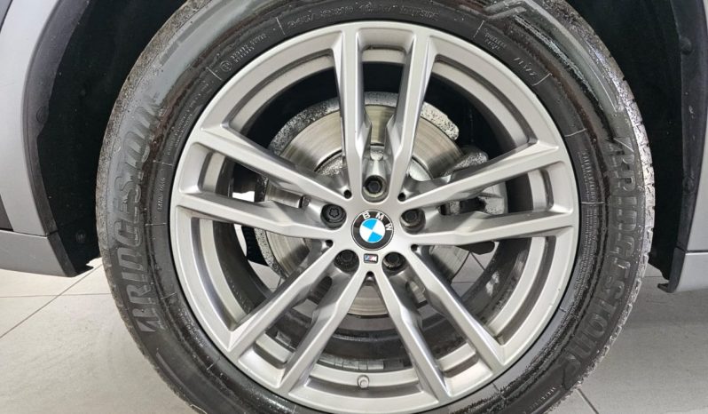 BMW X4 pieno
