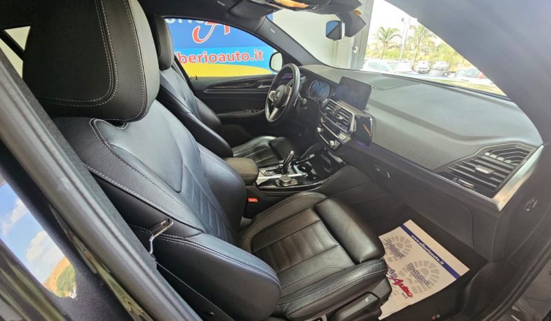 BMW X4 pieno
