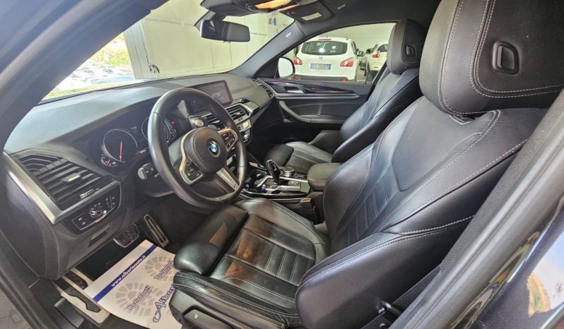BMW X4 pieno