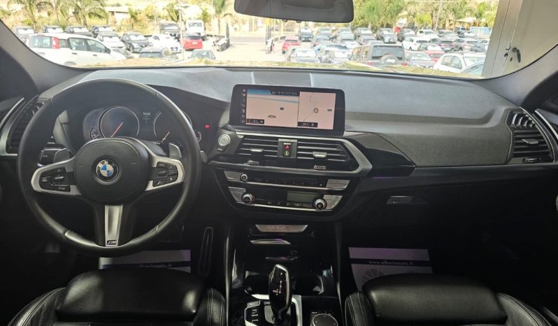 BMW X4 pieno