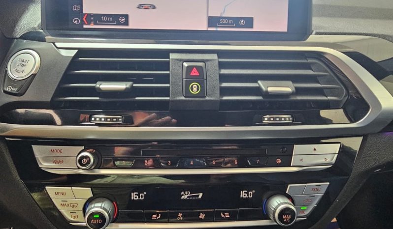 BMW X4 pieno
