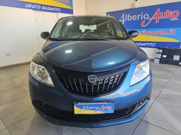 Lancia Ypsilon pieno