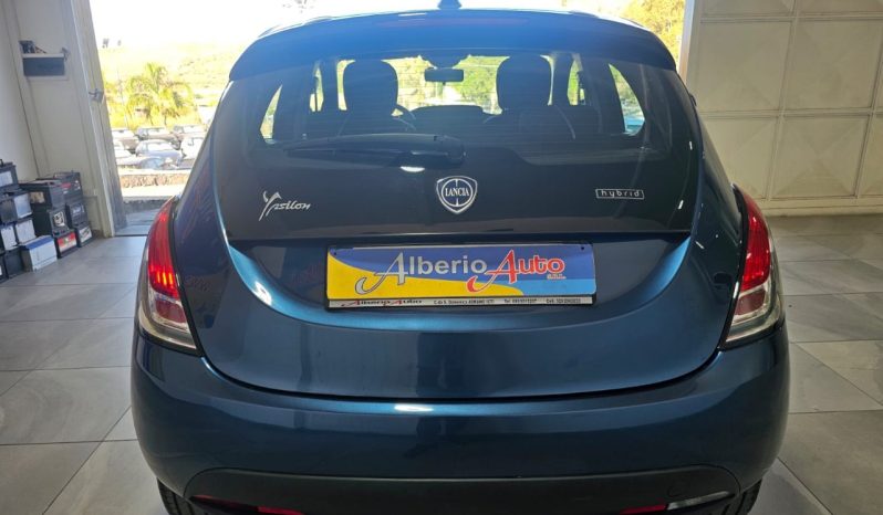 Lancia Ypsilon pieno
