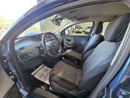 Lancia Ypsilon pieno