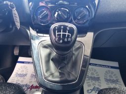 Lancia Ypsilon pieno