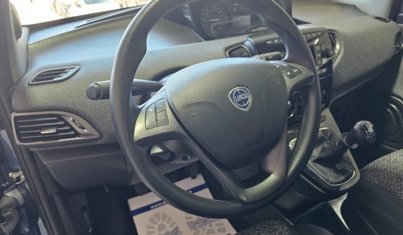 Lancia Ypsilon pieno