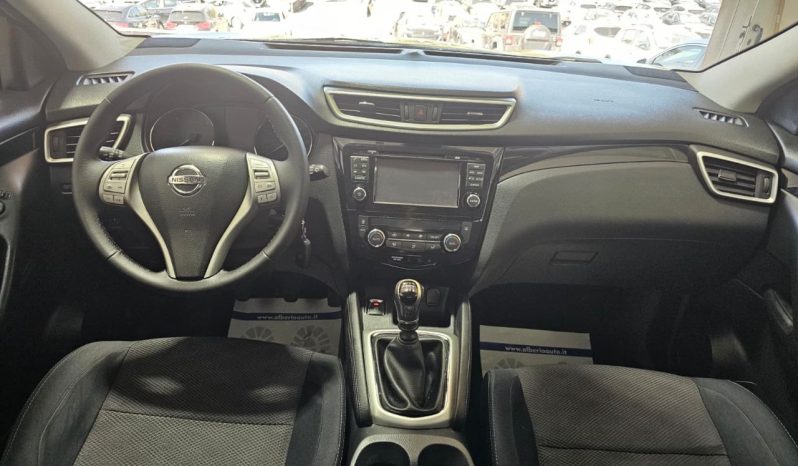 Nissan Qashqai pieno