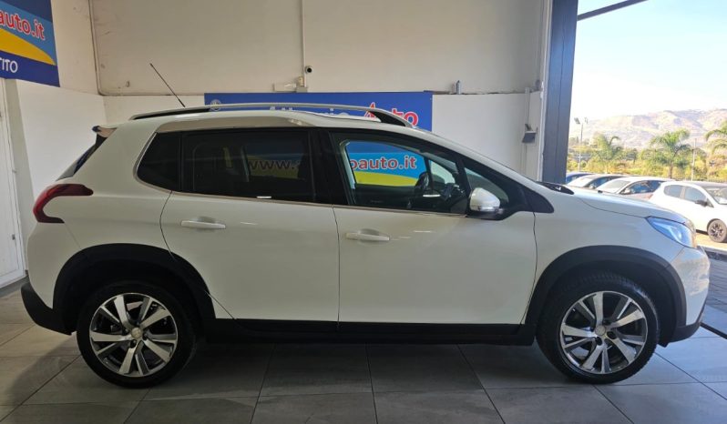 Peugeot 2008 pieno