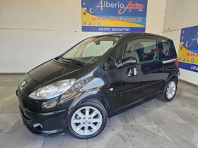 Peugeot 1007