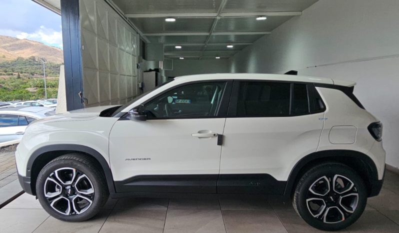 Jeep Avenger pieno