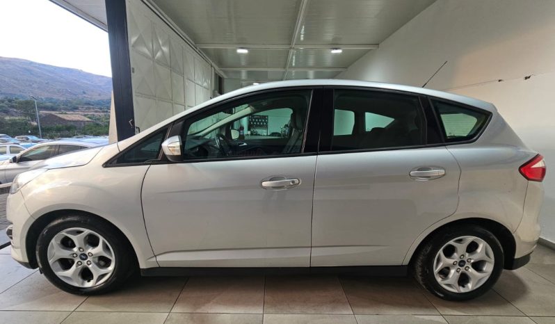 Ford C-Max pieno
