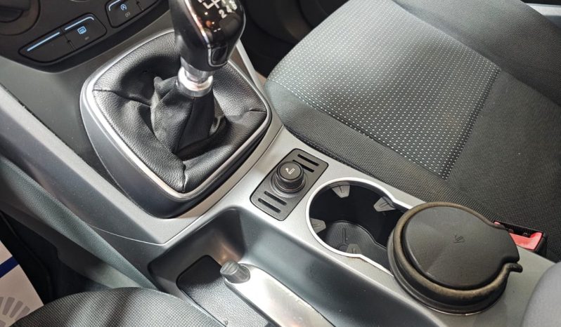 Ford C-Max pieno
