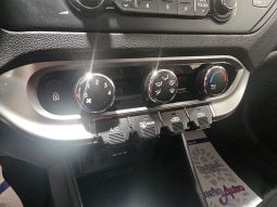 Kia Rio 5 Porte pieno